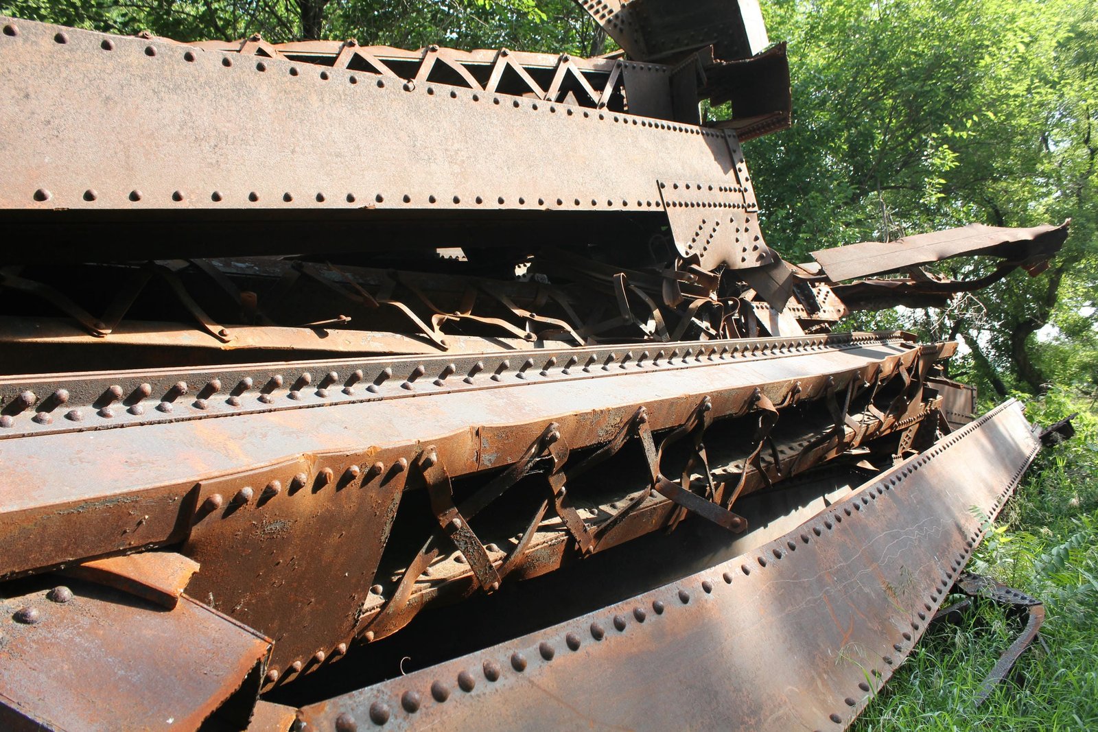 Scrap steel from bridge during demolition